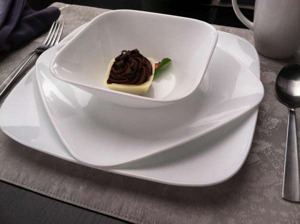 Bol cuadrado de Corelle 16,3 cm.