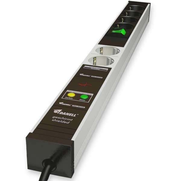 Regleta PC de 6 tomas blindada antirradiación Regleta PC de 6 tomas blindada antirradiación