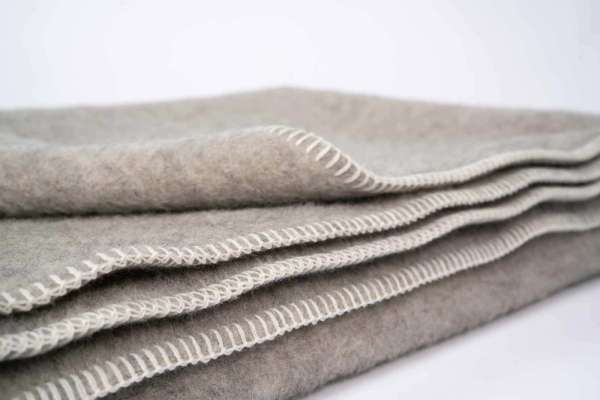 Manta de lana de oveja Gotland 150x200 cm