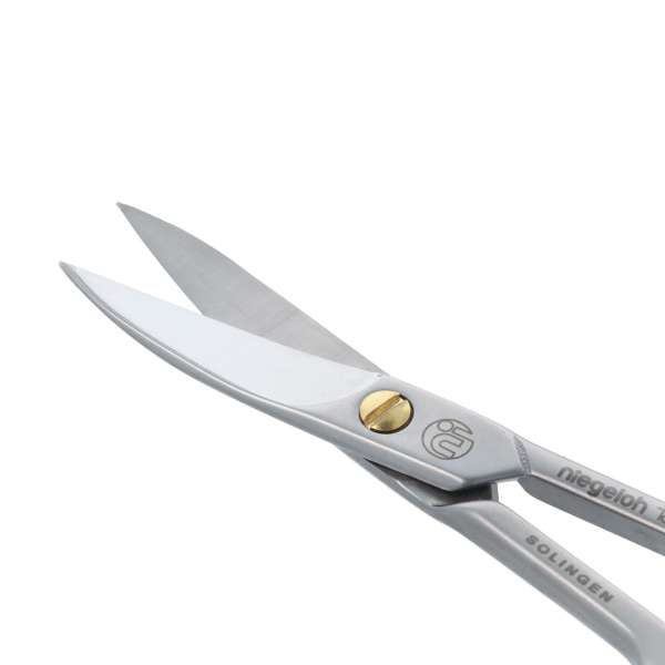 Tijeras punta curva para uñas sin níquel