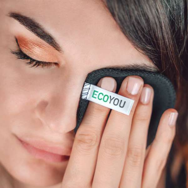 Almohadillas ecológicas negras para limpieza facial