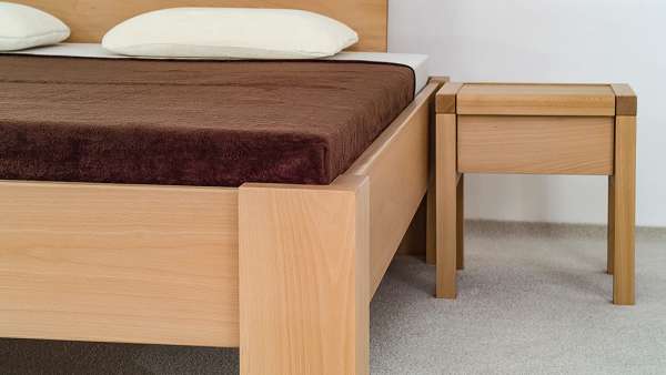 Cama de madera maciza Cuneo sin metal