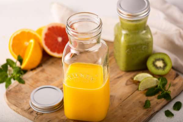 Botellas de vidrio Kilner para zumos y salsas