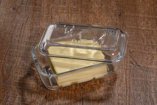 Mantequera de vidrio