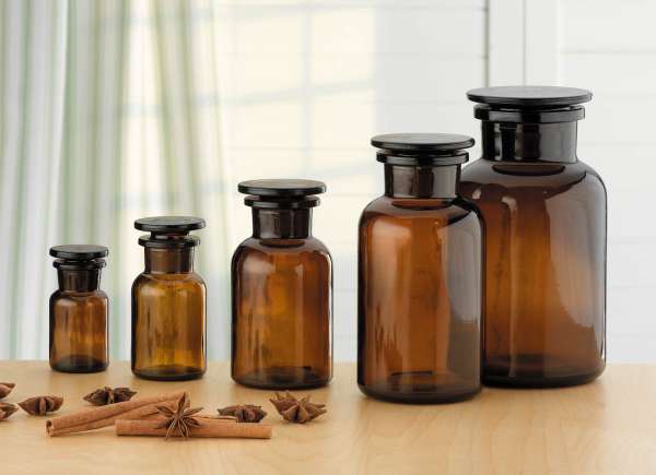 Tarro de farmacia de vidrio marrón