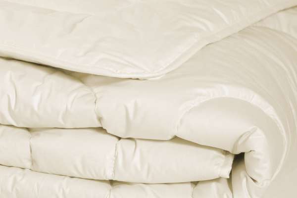 Edredón nórdico ligero de lana de camello