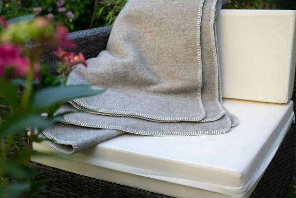 Manta de lana de oveja Gotland 150x200 cm